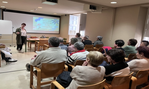 Charla sobre testamentos y herencias Charla sobre testamentos y herencias