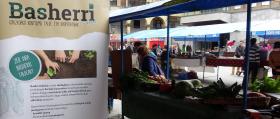 00_Puestos de venta_miel-y-vegetales-0