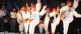 Escena_Danzas-vascas-tradicionales_1