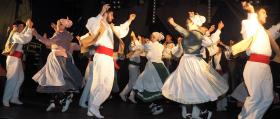 Escena_Danzas-vascas-tradicionales_2