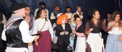 Escena_Premios-bailes-y-carrozas