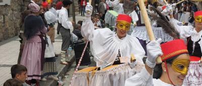 Carrozas_Bailes-kalejira_burriquita