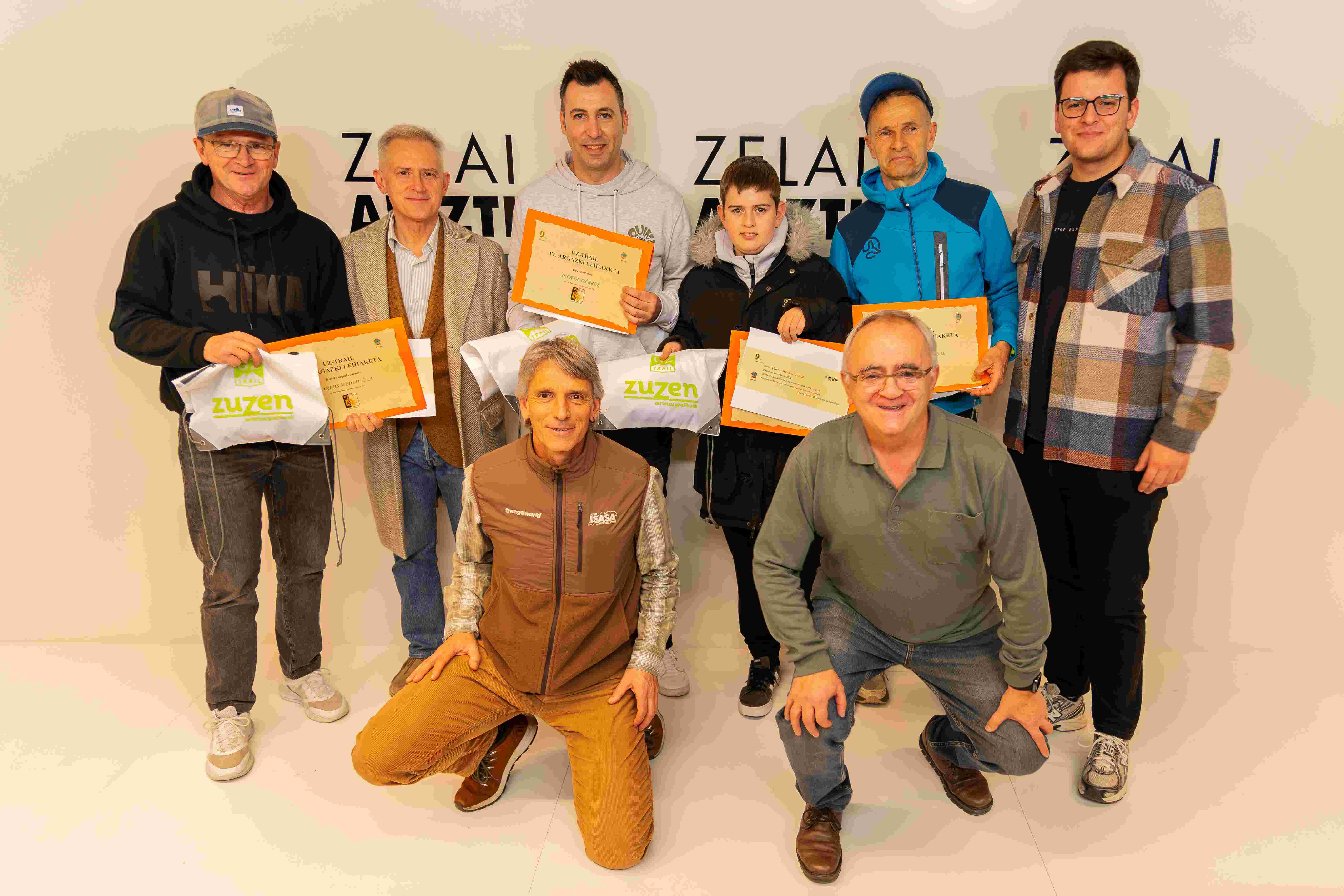 Urrelur astea argazki lehiaketa