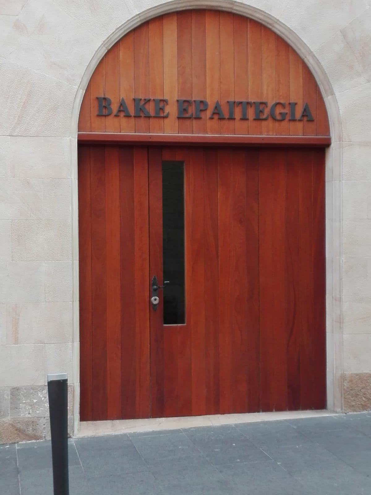 Bake Epailea hautatzeko deialdia